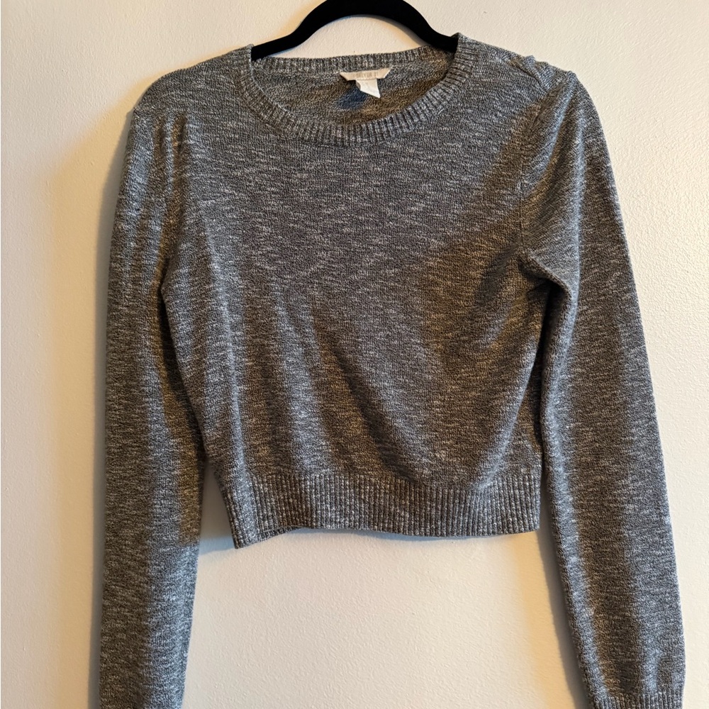 Forever 21 Crop Top Sweater Grey Gray Long Sleeve Size Medium Crew Neck